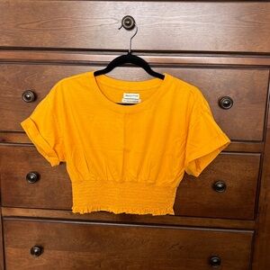 Urban Outfitters Cropped Elastic Bottom Shirt Size M